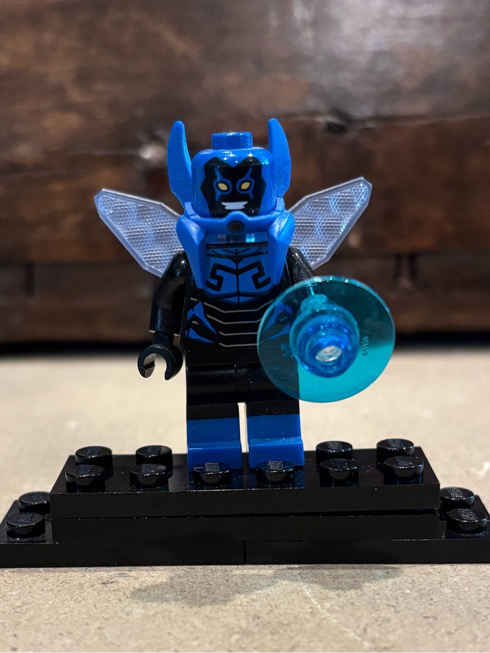 LEGO Super Heroes Blue Beetle Minifigure